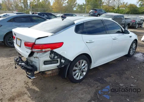 2018 Kia Optima Ex z USA, uszkodzony, nr VIN 5XXGU4L32JG218098